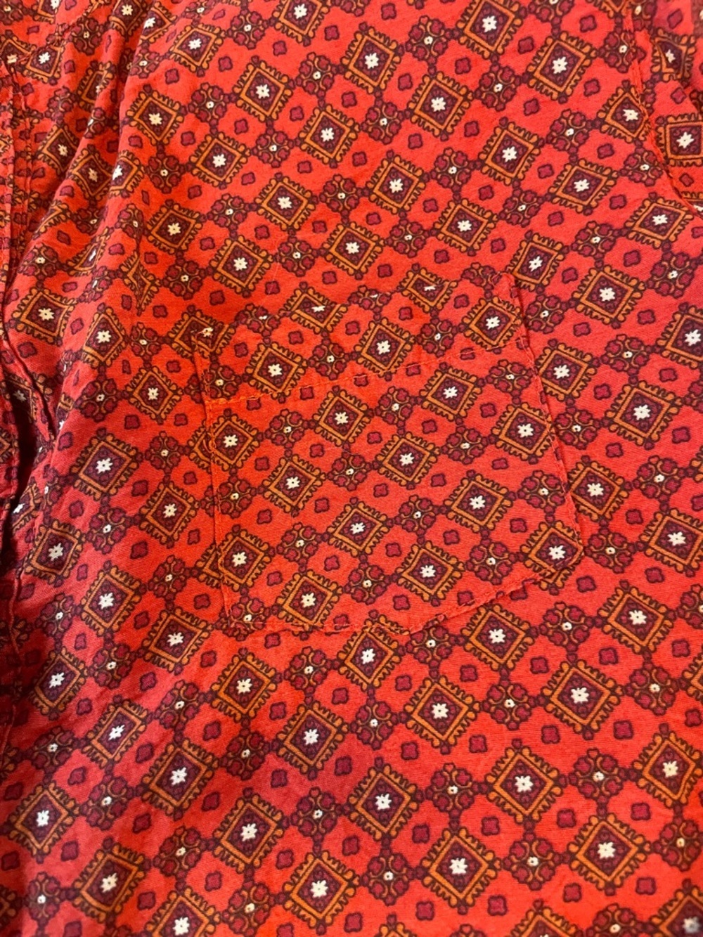 Van Heusen Red Patterned Button-Up Top - Picture 5 of 7